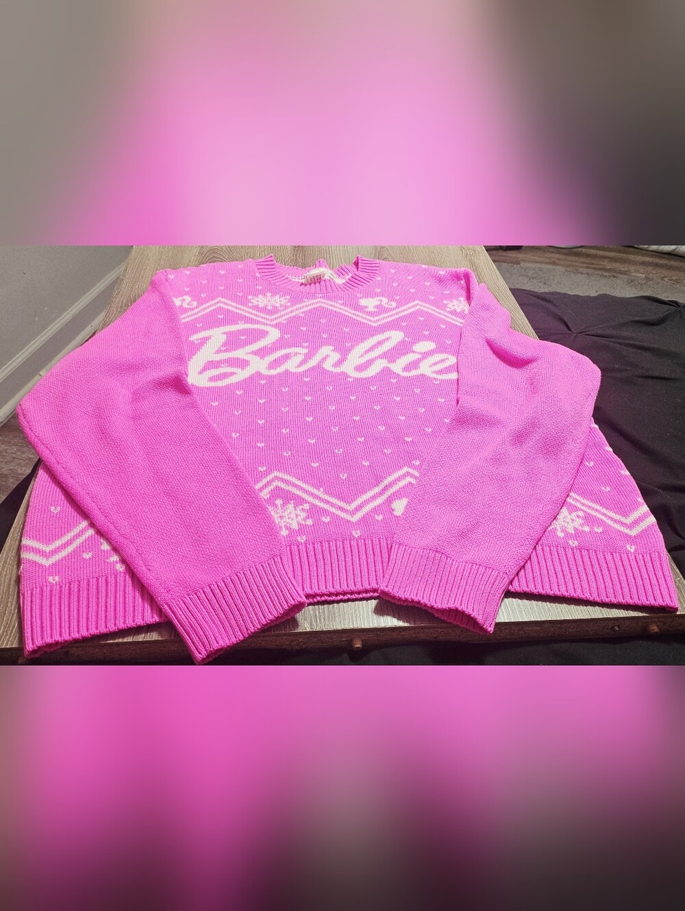NWOT Oversized Barbie Neon Pink/White Crewneck Christmas Sweater size M